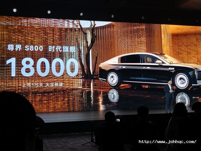 17636284498228251BLQ.jpg 1044044133.jpg